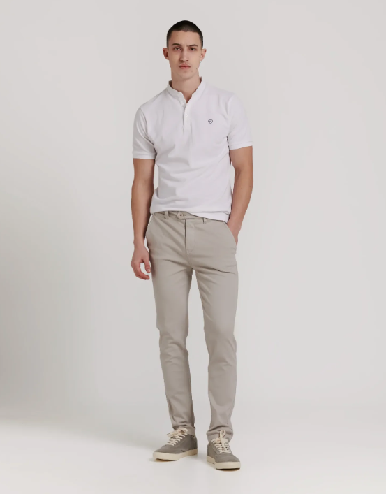 PANTALON CHINO BASIC GRIS