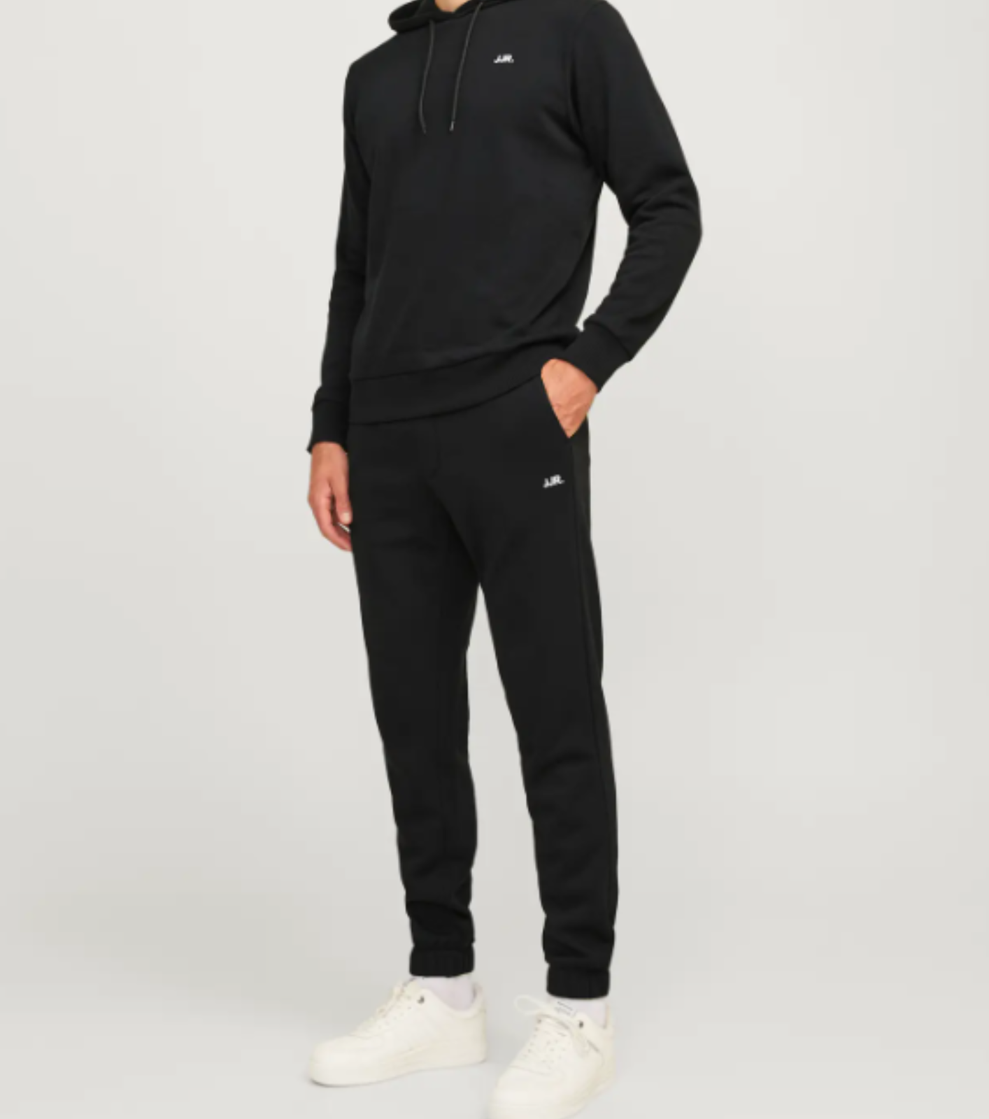SUDADERA NEGRA CAPUCHA REBEL